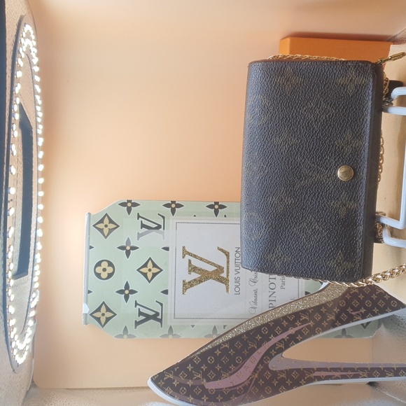 Auth🏵 Louis vuitton Monogram Porte Monnaie Billets Tresor Wallet -GUC - Picture 1 of 17